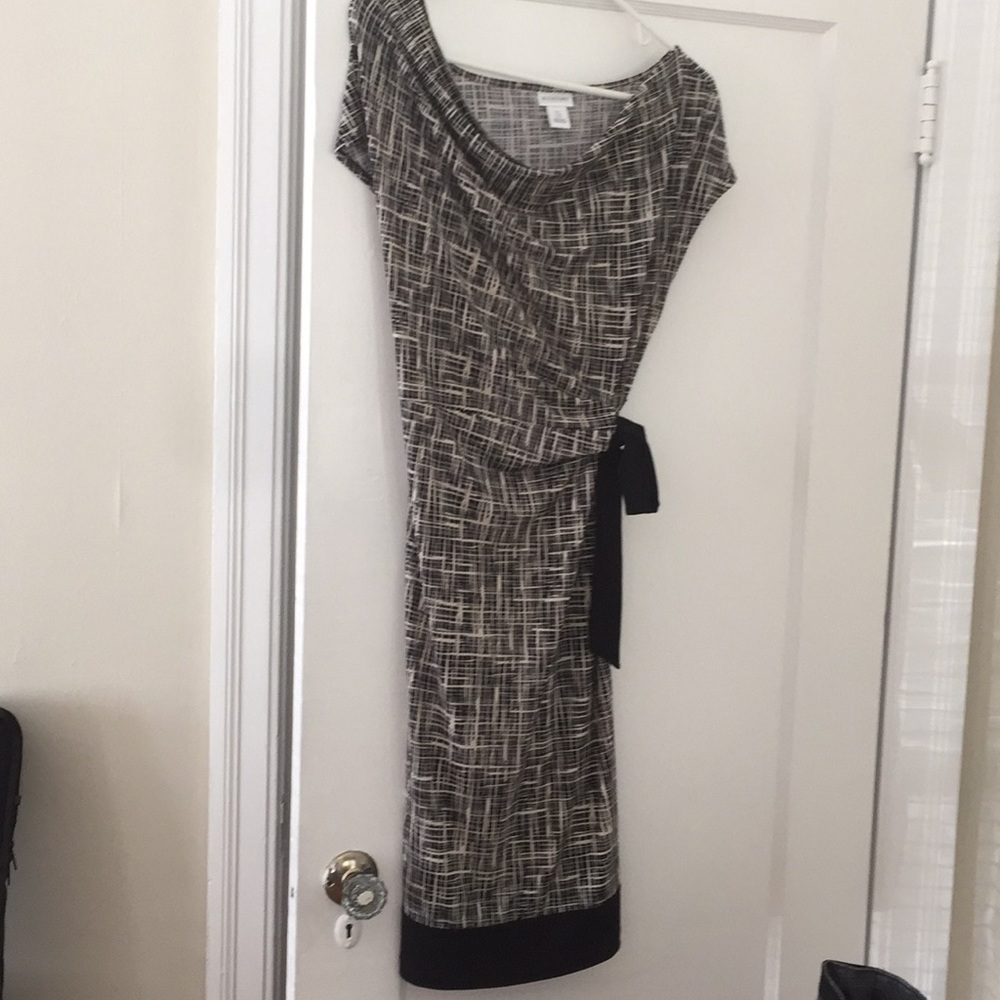 Motherhood maternity dress - size L